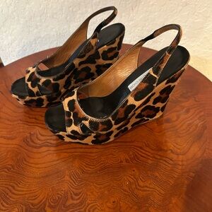 ❤️ L’AUTRE CHOSE Leopard Print Wedge Sandals
